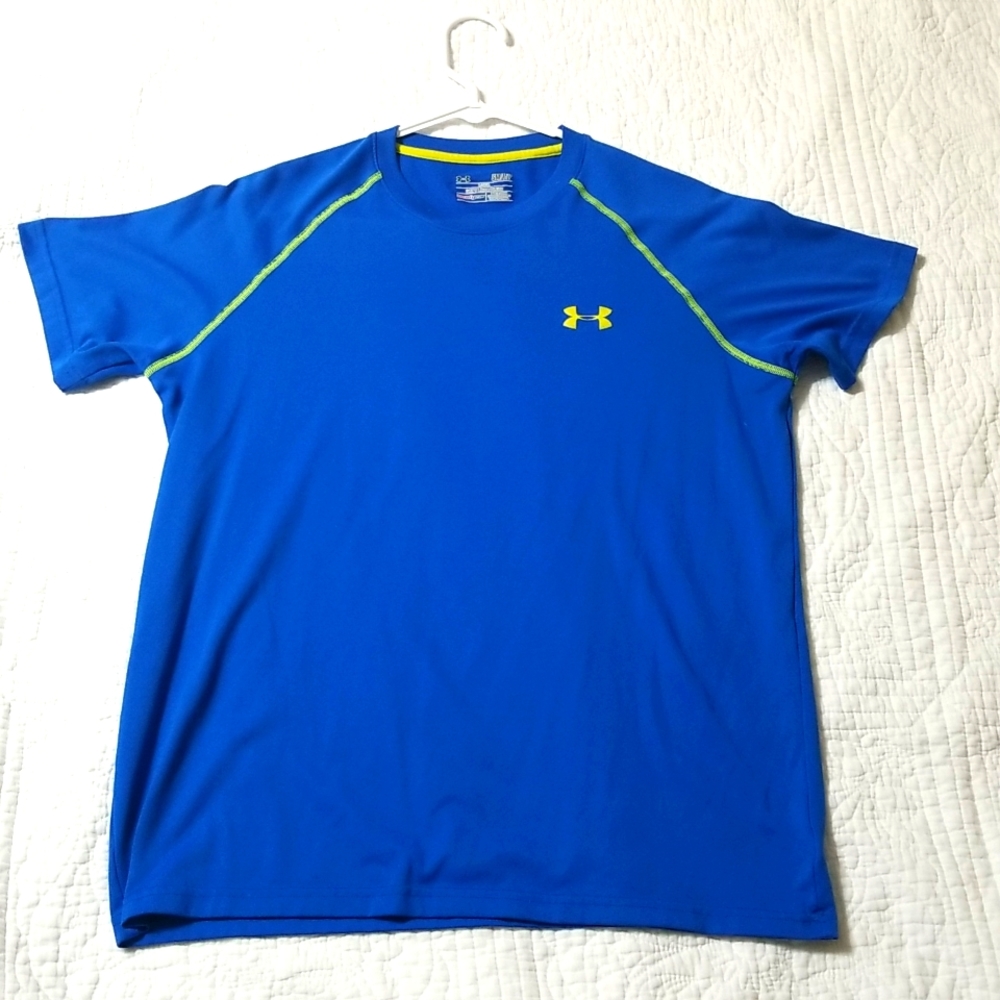 Mens under armour loose fit size small "heat gear"